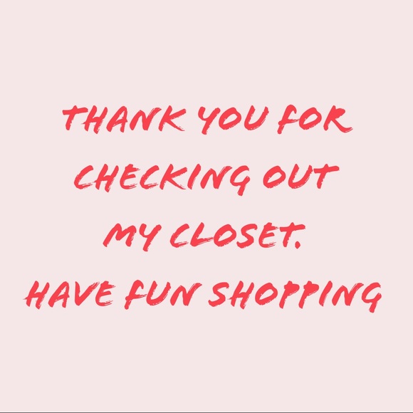 Welcome to my closet - Picture 5 of 5